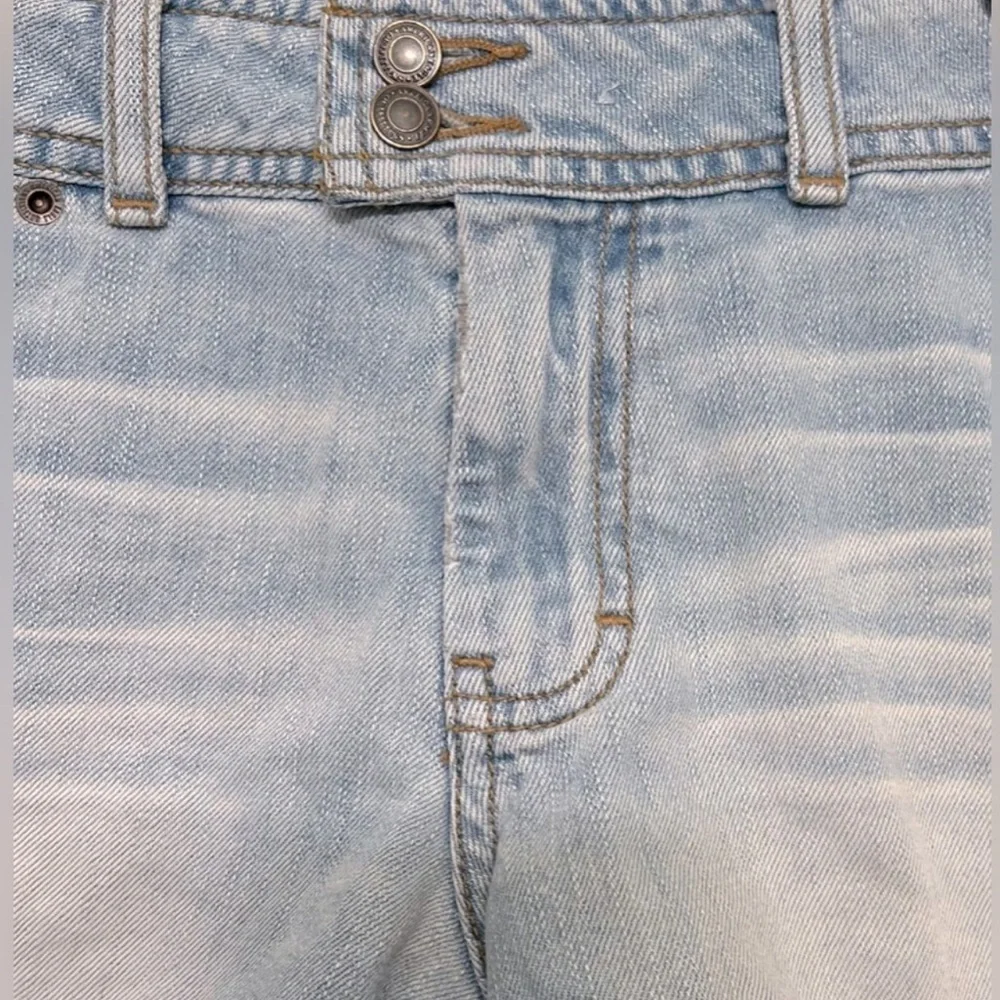 American Eagle Denim Shorts - Picture 6 of 7